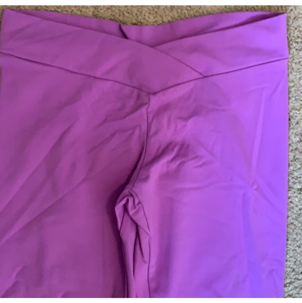 Celestial Bodiez booty scrunch v-cut leggings LG